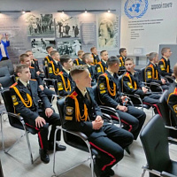 Воспитывая патриотов