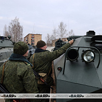 В рамках проверки боевой готовности в 19 омбр снимают с хранения вооружение и военную специальную технику