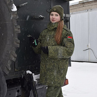 Выполняя профессиональные обязанности