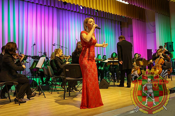 Под звуки Президентского оркестра…