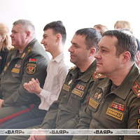  Военнослужащие Вооружённых Сил продолжают участвовать в акции «Наши дети»