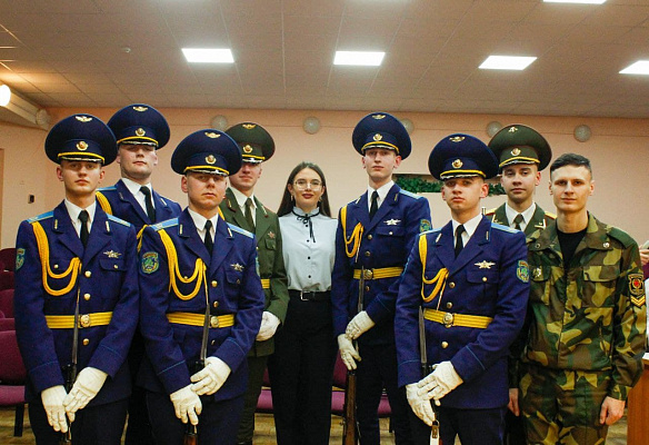 Воспитывая патриотов и защитников Отечества