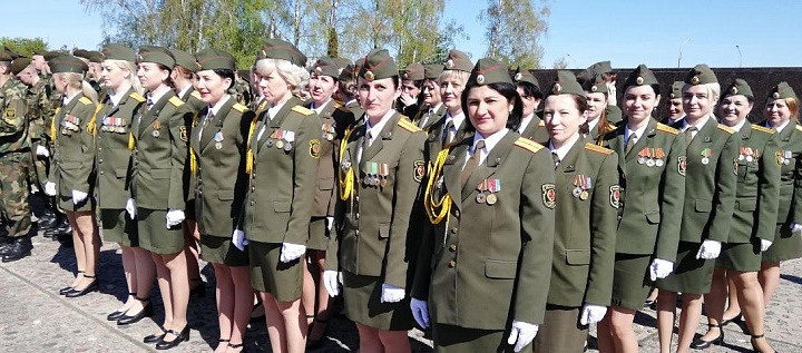 С праздником!