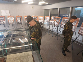 Гвардейцы посетили музей истории Великой Отечественной войны