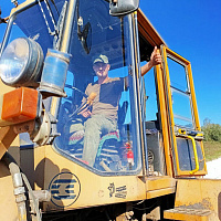 Военнослужащие продолжают помогать аграриям в уборке урожая