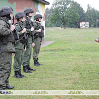 Занятия по огневой подготовке на полигоне Уручье