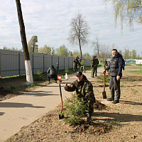 На субботник - всей семьёй! 