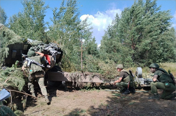 Продолжается полевой выход артиллеристов