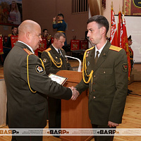 С праздником, воины-связисты!