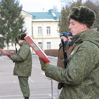 Гвардейцы произнесли слова клятвы на верность Родине