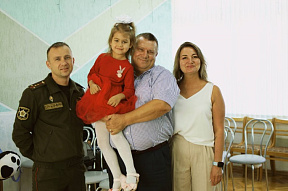 Военнослужащие военного комиссариата города Гродно и Гродненского района приняли участие в республиканской акции «Соберём детей в школу»