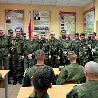 Для сплочения армейского коллектива