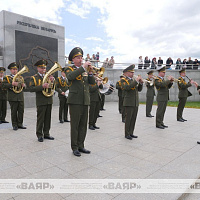 На площади Государственного флага  прошёл выпуск лейтенантов военно-медицинского института в БГМУ