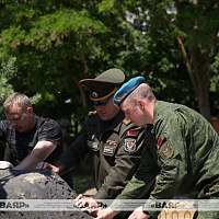 В Брест доставлен памятник советским пограничникам: подарок к 80-летию Победы в Великой Отечественной войне