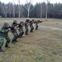 Занятие по огневой подготовке с военнослужащими нового пополнения
