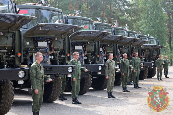 Торжественная церемония передачи техники