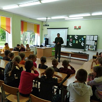 В 74-м отдельном полку связи — маленькие гости