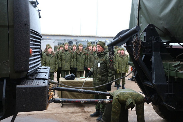 Занятия по безопасности военной службы прошли в 11 омбр