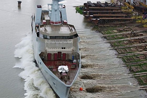 На предприятии Damen Shipyards в Галаце спущен на воду первый корабль OPV для ВМС Пакистана