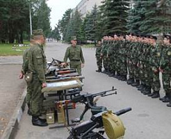 Школьники побывали в гостях у гвардейцев