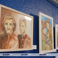 В Минске открылась выставка творческих работ городского конкурса рисунков «Альбом героев»