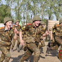 На базе 72 ОУЦ прошла военно-спортивная игра «Ураган»