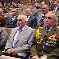 С праздником, защитники Отечества!