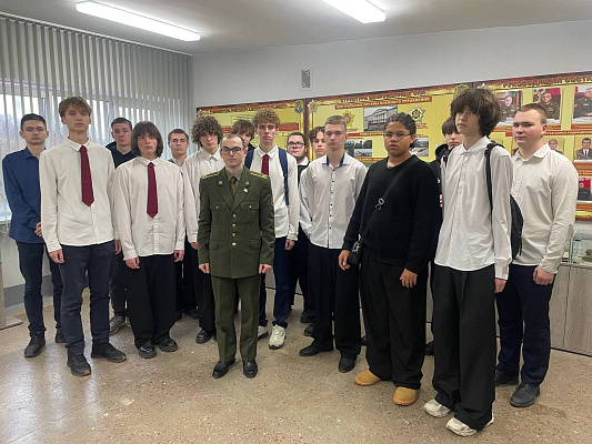 Представители военного факультета в БГУ провели профориентационное мероприятие