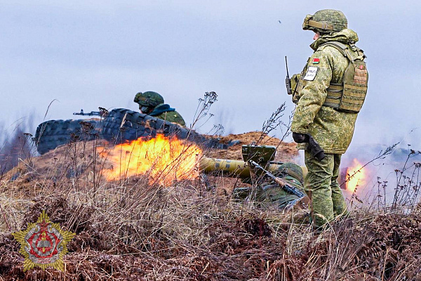 Занятия по огневой подготовке с курсантами Военной академии
