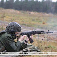 Занятия по огневой подготовке с военнослужащими нового пополнения 120 омбр