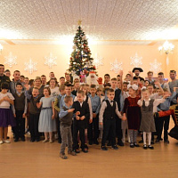 Подарили детям праздник