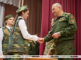 Церемония посвящения учащихся в классы военно-патриотической направленности