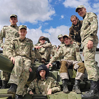 Продолжается работа по военно-патриотическому воспитанию