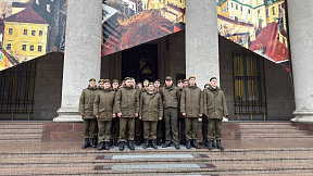 Военнослужащие 120 омбр посетили Национальный художественный музей