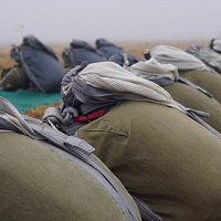 Военнослужащие 103 овдбр совершили прыжки с парашютом