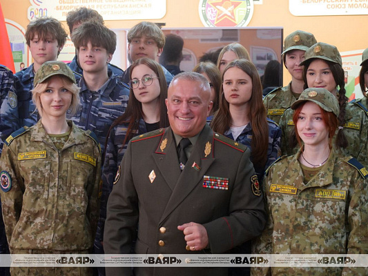 В средней школе № 93 города Минска прошёл II Молодежный патриотический сбор «В единстве сила»