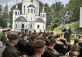 Военнослужащие 361 боо (ЦОВУ) посетили Свято-Георгиевский приход