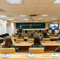 Школьники посетили военное информационное агентство «Ваяр»