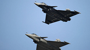 Индийские ВВС получили пять французских истребителей Rafale