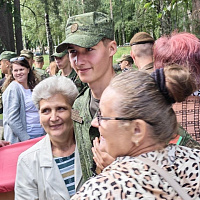 В 72 ОУЦ приведены к Военной присяге более 70 контрактников