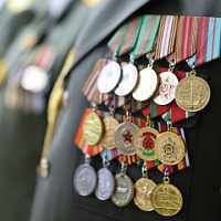 Традициям верны