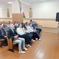 День знаний провели у воинов-связистов