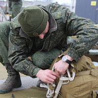 Зачетная сессия со специалистами воздушно-десантной службы