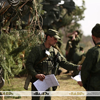 Военнослужащие и военнообязанные 120 зрбр проходят курс общевойсковой подготовки в районе выполнения задач