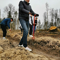 Весомый вклад в светлое будущее