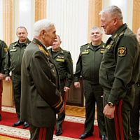 По заслугам и честь