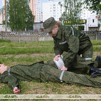 Участники проекта «Минская смена 2024» посетили 56-й отдельный полк связи  