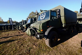 Вооруженные силы Литвы получили новую партию грузовых автомобилей UNIMOG