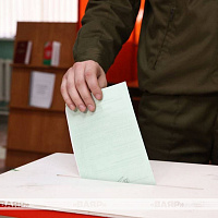 Голосование на участке в Минской военной комендатуре