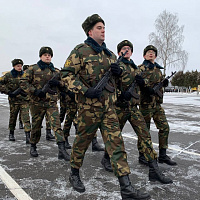 К торжественному маршу!..